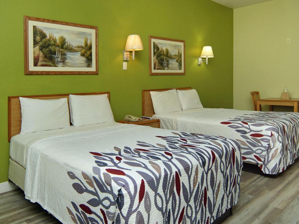 Quality One Motel เวเธอร์ฟอร์ด ภายนอก รูปภาพ