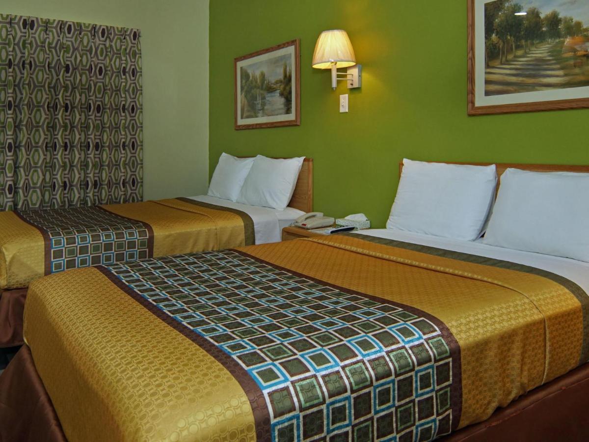 Quality One Motel เวเธอร์ฟอร์ด ภายนอก รูปภาพ